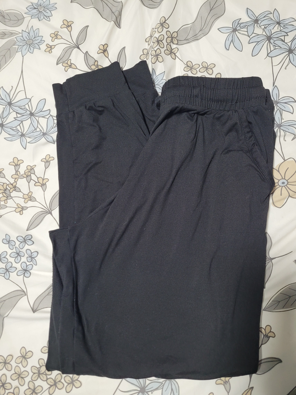 Women's Black Elastic-Waist Jogger Pants